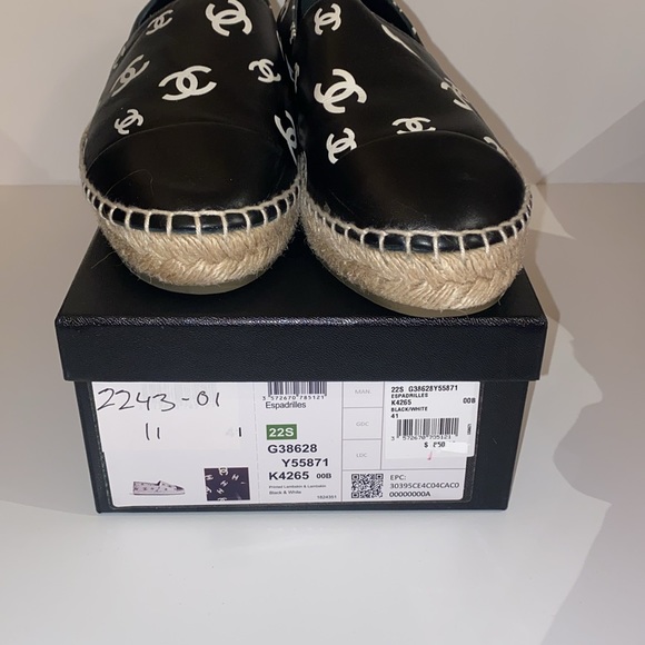 Slight Wear Chanel Espadrilles size 41 - 100% authentic - Picture 3 of 7